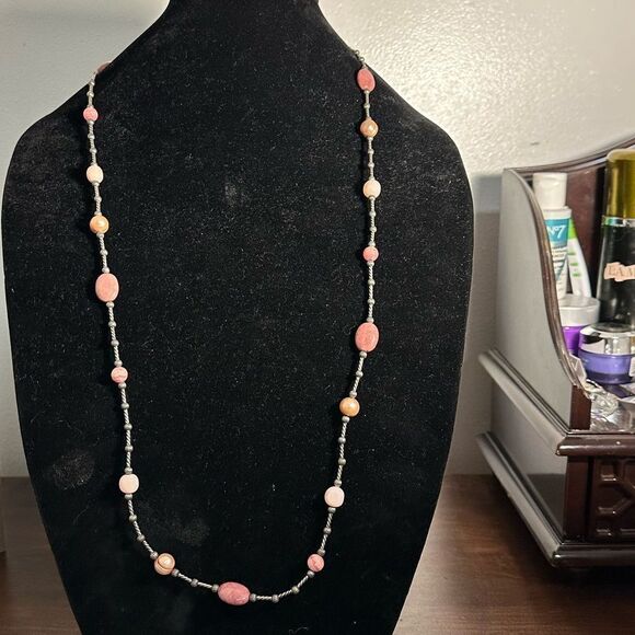Carolyn Pollack Sterling Silver Rhodochrosite Rhodonite & Pearl Station Necklace - Picture 2 of 6